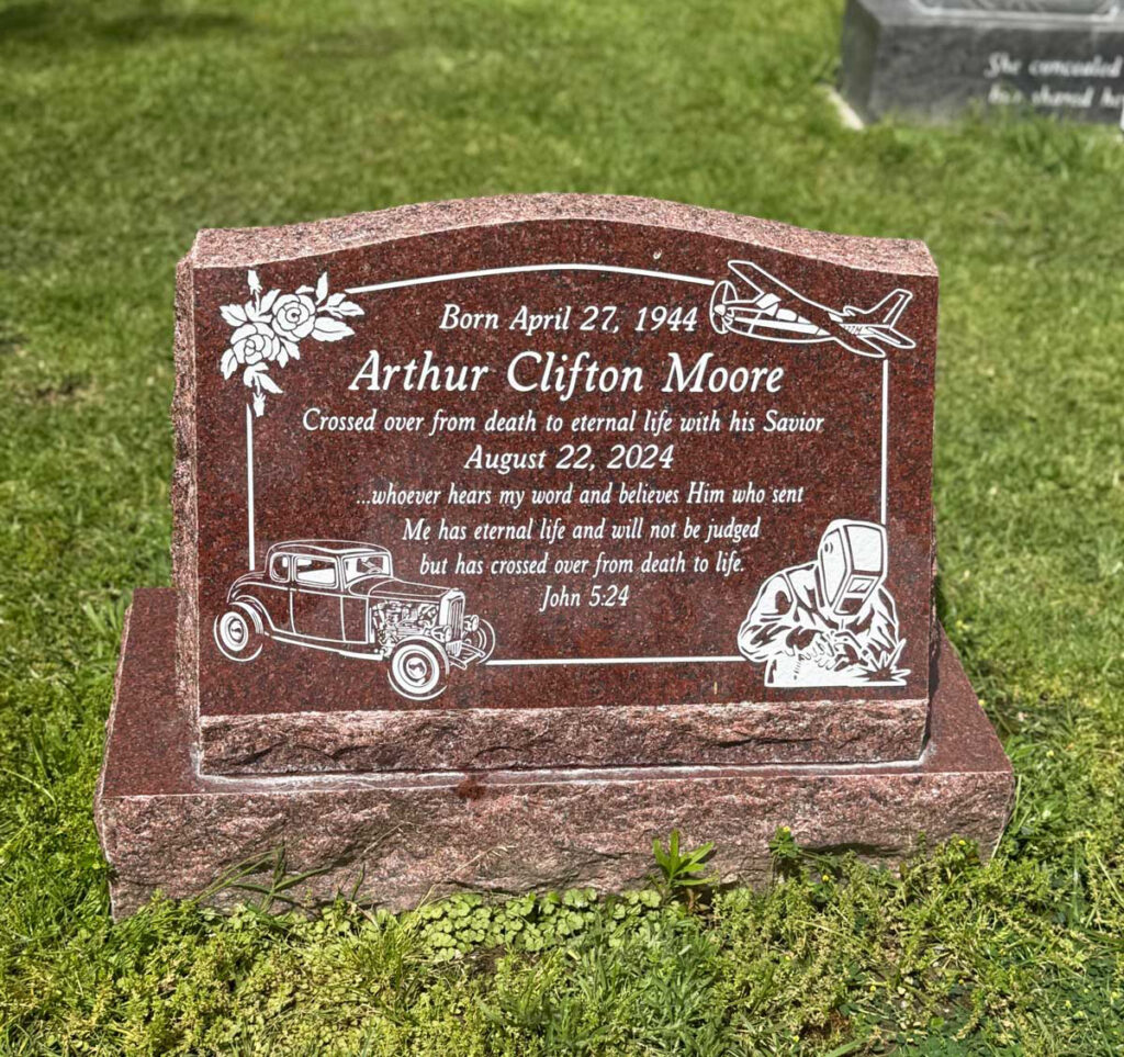Sentinel Red granite slant memorial with classic hotrod, Moore family, Oak Park Cemetery