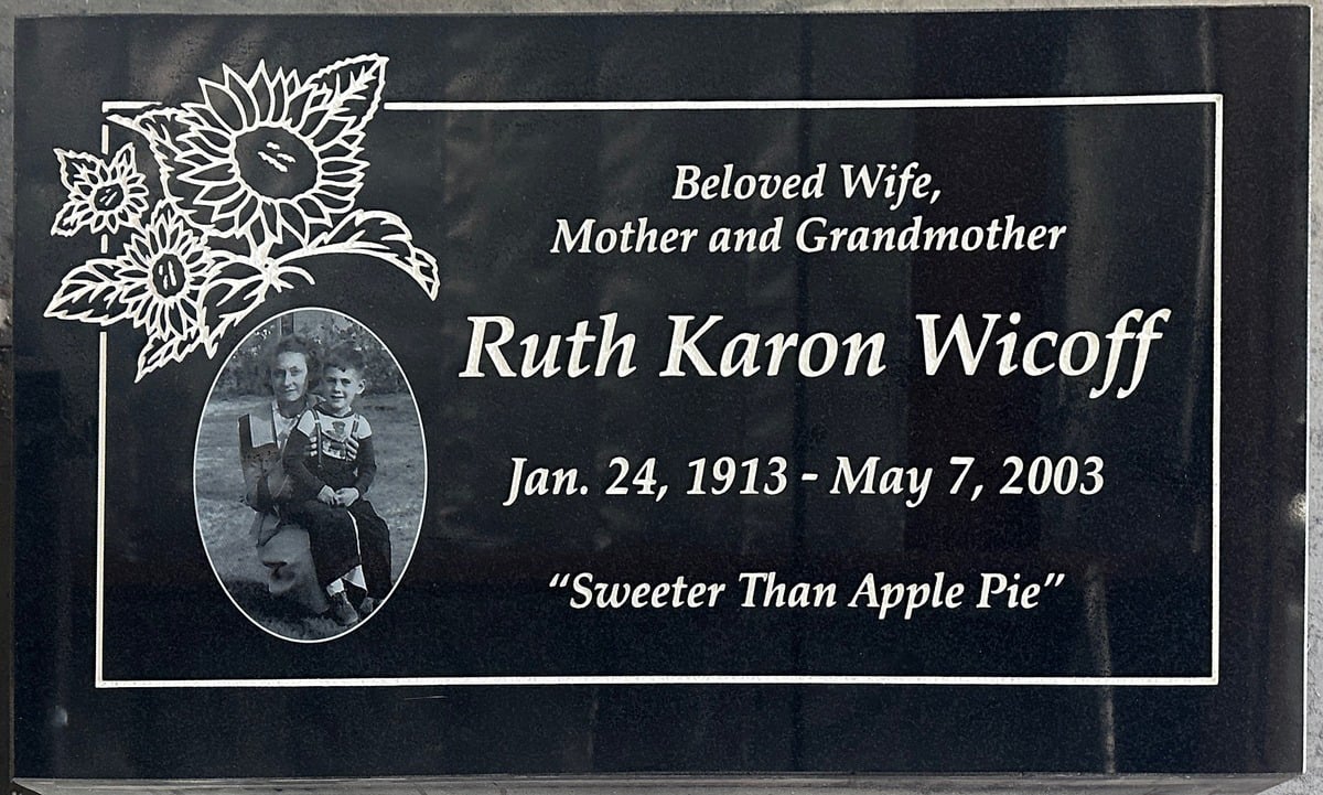 Black granite memorial with sunflowers with portrait, Wicoff family, Oak Park Cemetery